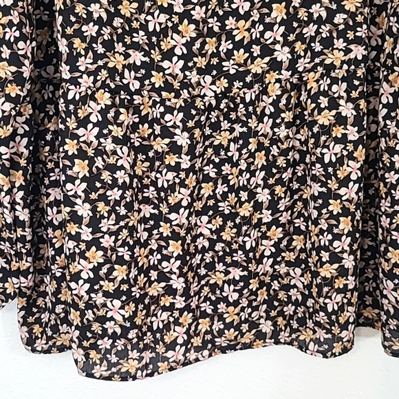 *NWT* MOA MOA Women's Long Sleeve Floral Peplum Top, size 2X - Picture 3 of 8